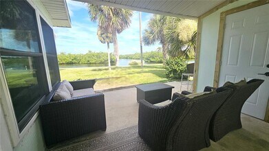 1210 Maryknoll Rd in Englewood, FL - Building Photo - Building Photo