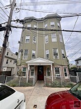 31 Cedar St in Yonkers, NY - Building Photo - Building Photo