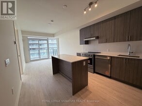 27 Korda Gate in Vaughan, ON - Building Photo - Building Photo