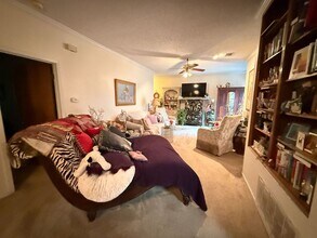 5735-5737 N Scout Island Cir in Austin, TX - Building Photo - Building Photo