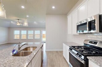 1704 Gulin St in Royse City, TX - Building Photo - Building Photo