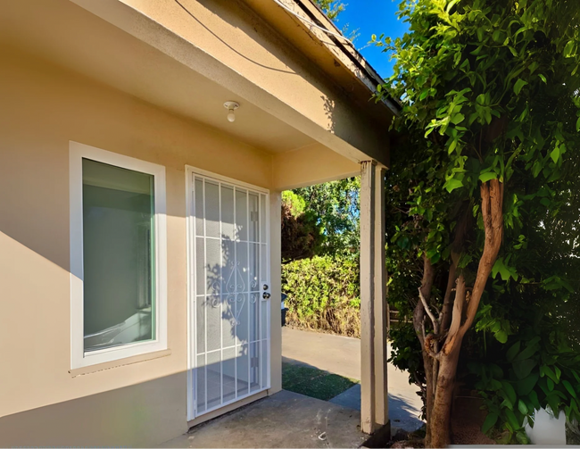865 N Glassell St in Orange, CA - Building Photo - Building Photo