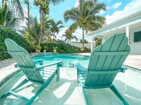 2932 NE 36th St in Lighthouse Point, FL - Building Photo