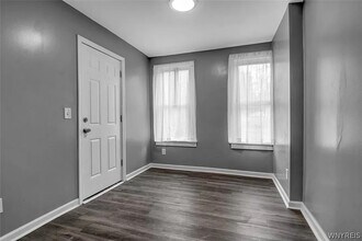 1025 West Ave in Buffalo, NY - Building Photo - Building Photo