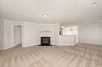 2509 Shelley Cir in Frederick, MD - Building Photo - Building Photo