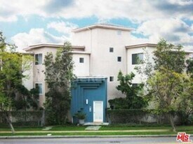 10050 National Blvd, Unit 4 in Los Angeles, CA - Building Photo