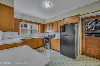 639 Monroe Ave in Scranton, PA - Building Photo - Building Photo