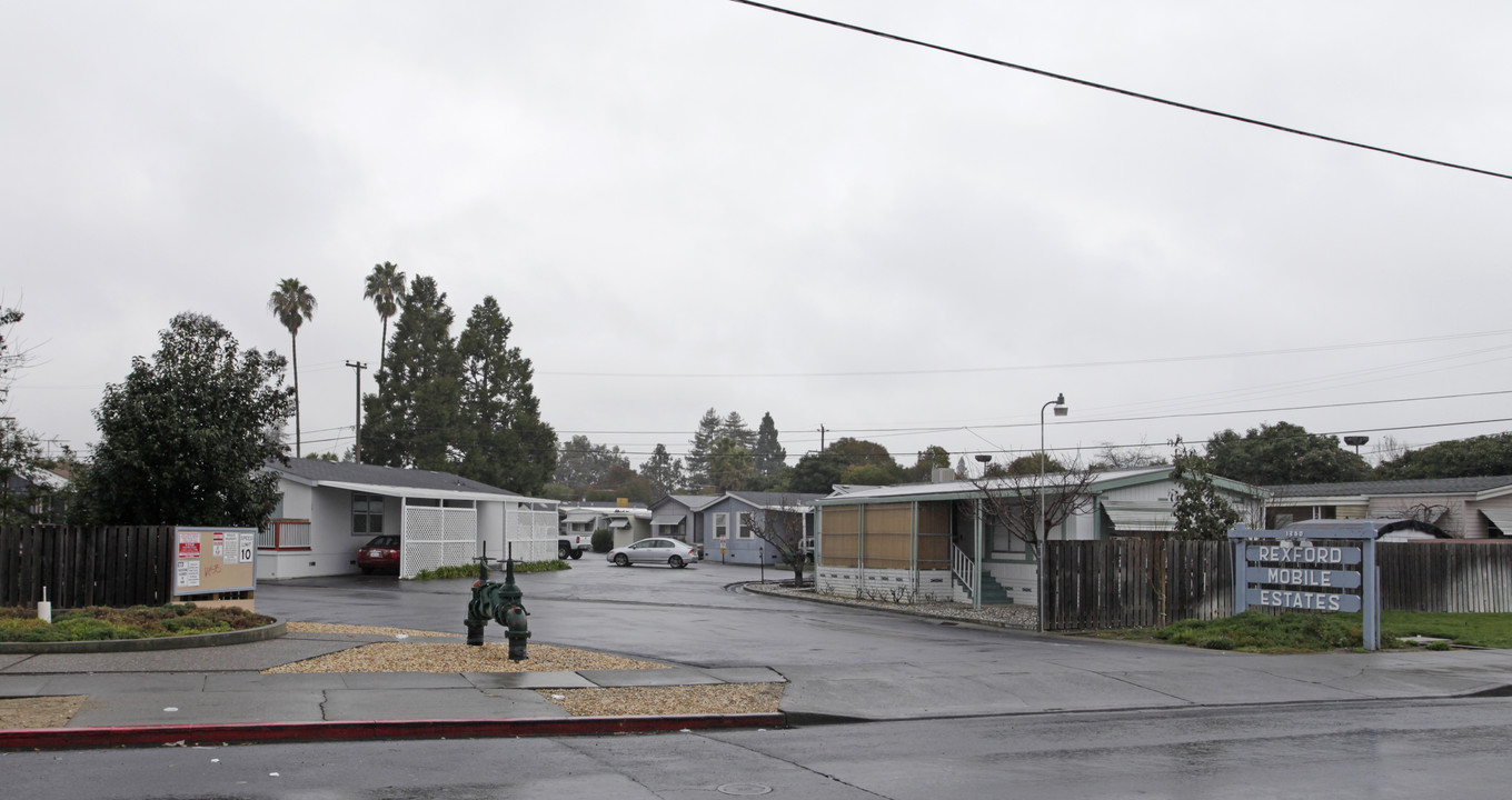 Rexford Mobile Estates in Napa, CA - Foto de edificio