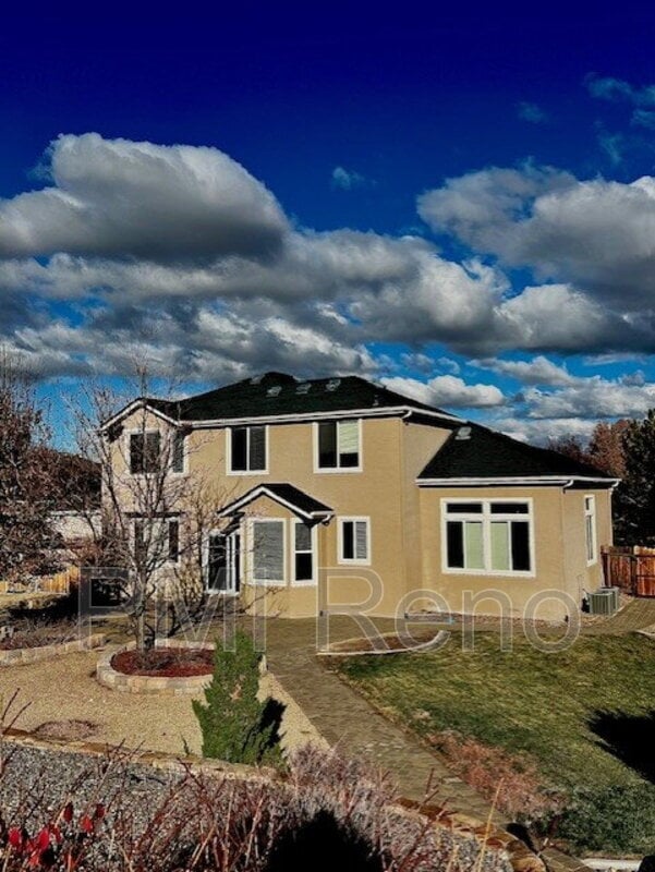 1330 Skyfire Ct in Sparks, NV - Building Photo - Building Photo