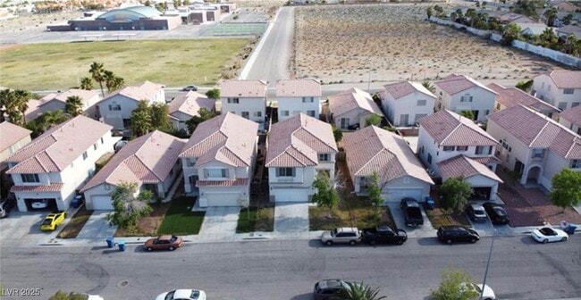 property at 8901 Kingswood Dr