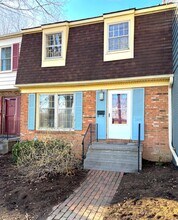 105 Yorkshire Ct in Blacksburg, VA - Building Photo - Building Photo