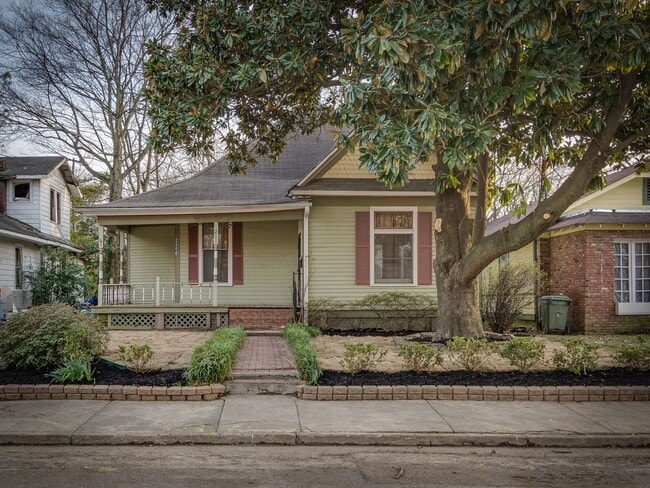 property at 2111 Jefferson Ave