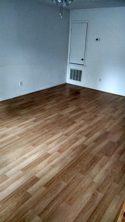 951 Odom Dr in Fayetteville, NC - Building Photo
