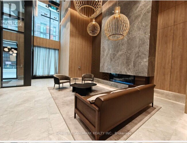 252 Church St in Toronto, ON - Building Photo - Building Photo