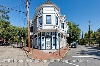 300 W Clay St in Richmond, VA - Foto de edificio