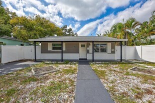 3700 14th St N in St. Petersburg, FL - Building Photo