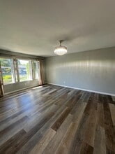 1310 W Magill Ave in Fresno, CA - Building Photo - Building Photo