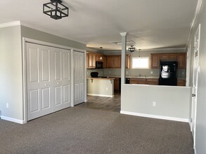 23 Broad St in Plainville, CT - Building Photo - Building Photo