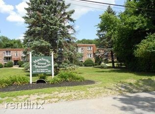 7 Beacon St-Unit -Apt 6 in Leominster, MA - Building Photo - Building Photo