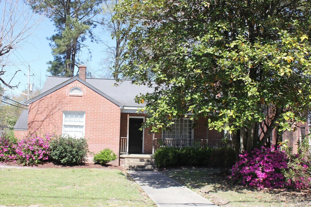 1701 E 4th St in Greenville, NC - Building Photo