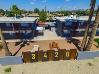 Building Photo - Plaza West Apartments in Phoenix, Arizona
