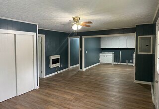104 Pinealice St in Gadsden, AL - Building Photo - Building Photo