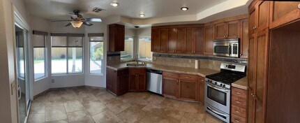 29910 St Andrews Dr in Menifee, CA - Building Photo - Building Photo