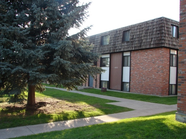 The Elmwoods in Great Falls, MT - Foto de edificio