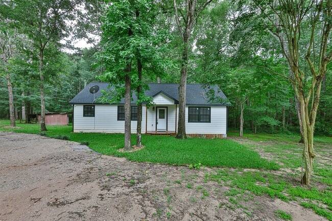 12028 Cedar Ln in Conroe, TX - Building Photo - Building Photo