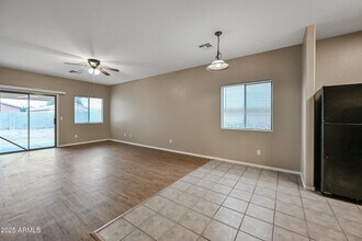 6417 W Elwood St in Phoenix, AZ - Building Photo - Building Photo