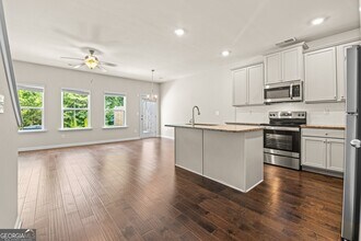 3400 Highbury Way in Stonecrest, GA - Building Photo - Building Photo