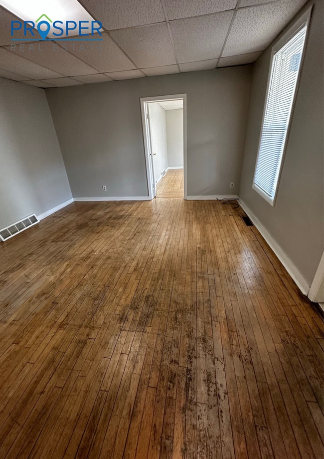 826 Menomonie St in Eau Claire, WI - Building Photo - Building Photo