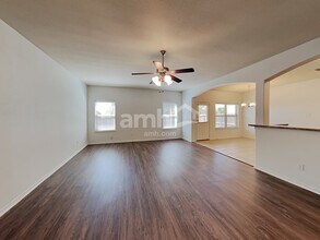 5564 Thunder Bay Dr in Fort Worth, TX - Building Photo - Building Photo