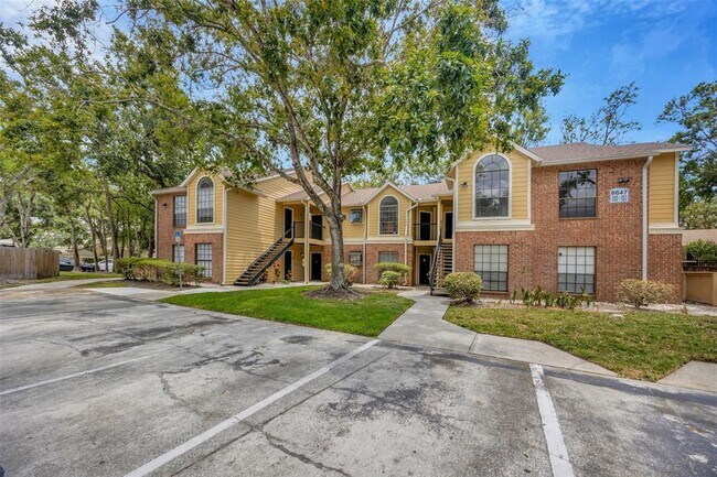 8647 Mallard Reserve Dr in Tampa, FL - Building Photo - Building Photo