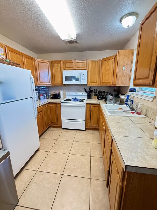 5939 Farm to Market Rd 1459 in Sweeny, TX - Building Photo - Building Photo