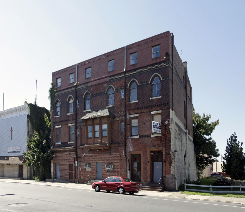 1800-1808 Ridge Ave in Philadelphia, PA - Foto de edificio