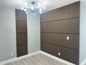 13984 NE 2nd Ct in Miami, FL - Building Photo - Building Photo