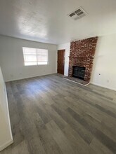 1617 N Erwin St in Ridgecrest, CA - Building Photo - Building Photo