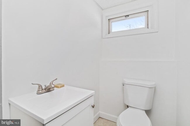 property at 7206 N Charles St