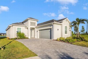 17697 Santorini Ct, Unit Apt. 319 in Venice, FL - Building Photo