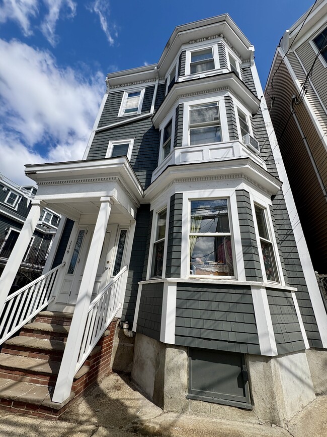 116 Webster St, Unit 3