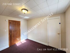 218 Vine St in Munhall, PA - Building Photo - Building Photo