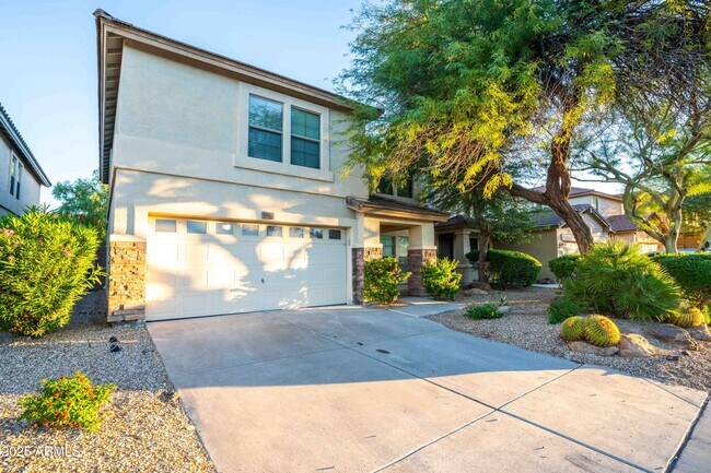 1910 E Cashman Rd in Phoenix, AZ - Building Photo - Building Photo