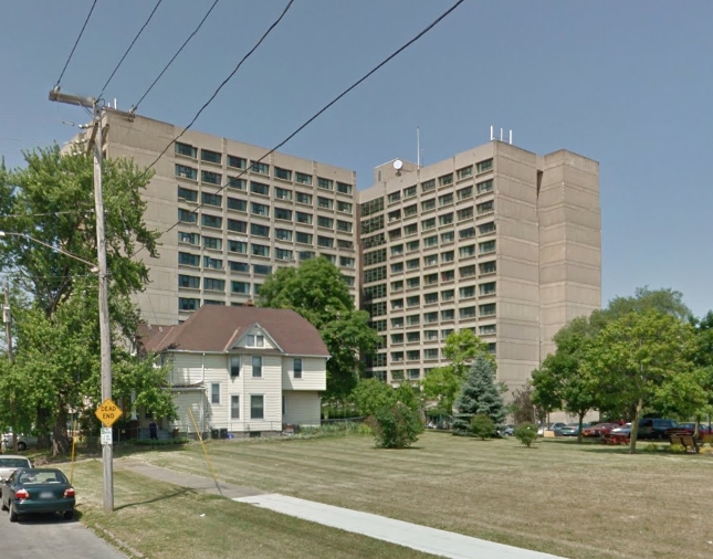 Henry E. Wrobel Towers in Niagara Falls, NY - Building Photo