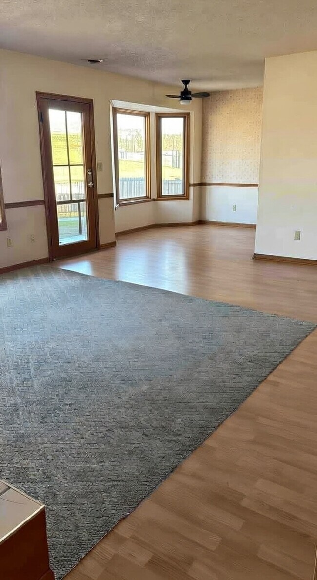 1402 5th Ave, Unit 2 in South Sioux City, NE - Foto de edificio - Building Photo