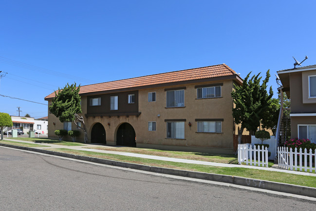 Casita De Cortez in Oceanside, CA - Building Photo - Building Photo