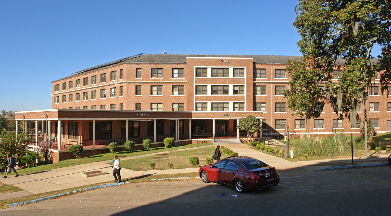 Gibbs Hall in Tallahassee, FL - Foto de edificio