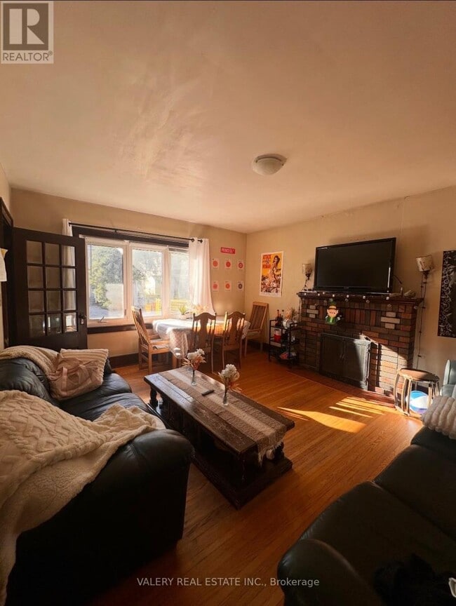 317 Victoria St in Kingston, ON - Building Photo - Building Photo