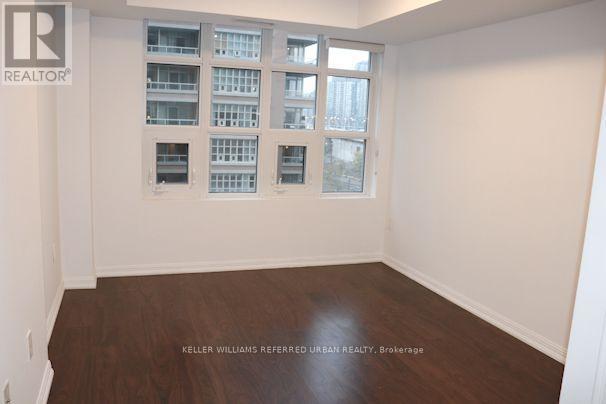 75-775 E Liberty St in Toronto, ON - Building Photo - Building Photo