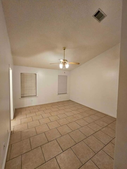 2709 Foliage Dr in Marrero, LA - Building Photo